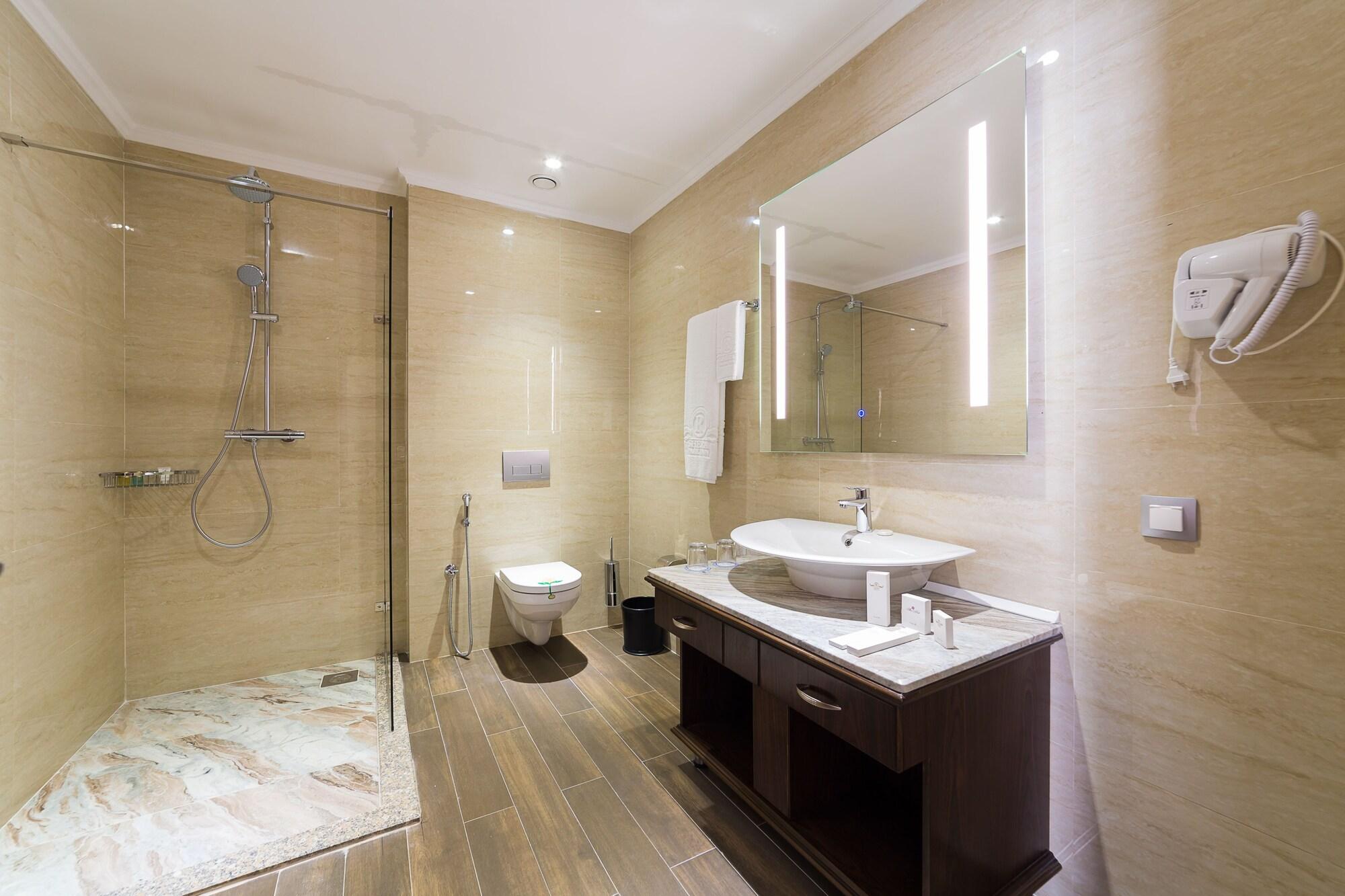 Shera Inn Hotel 알마티 외부 사진