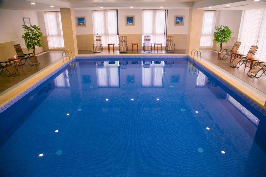 Shera Inn Hotel 알마티 외부 사진