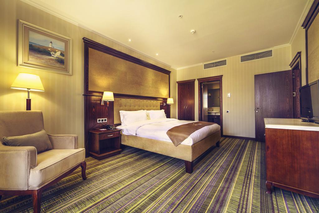 Shera Inn Hotel 알마티 외부 사진