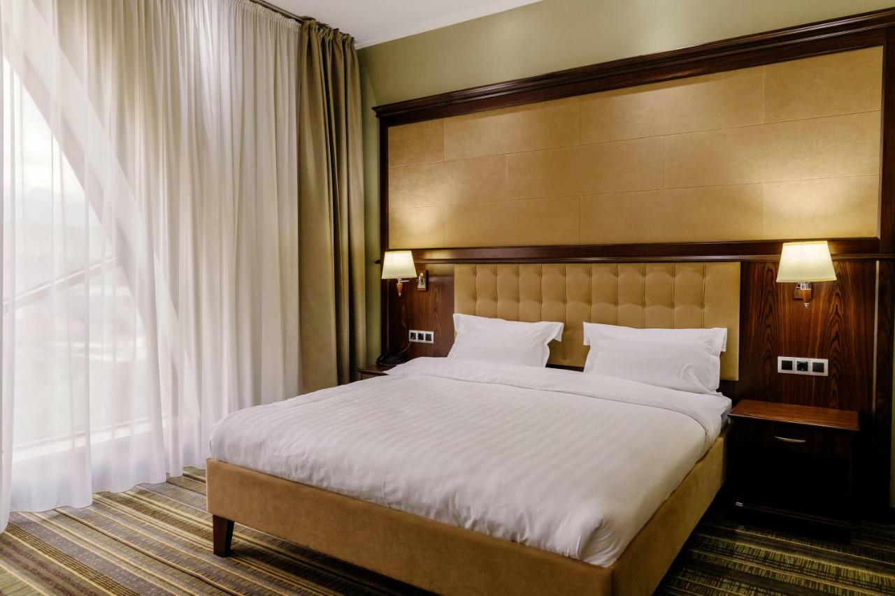 Shera Inn Hotel 알마티 외부 사진